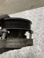 Opel Zafira B Water pump 