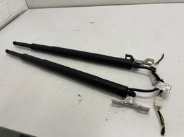 BMW 3 G20 G21 Tailgate/trunk strut/damper 7453413