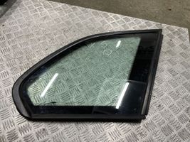BMW X5 E53 Fenêtre latérale avant / vitre triangulaire 