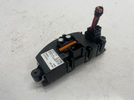 Audi A4 S4 B8 8K Heater blower fan relay 8T0820521A