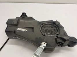 Audi A3 S3 8V Subwoofer-bassokaiutin 8P4035382A