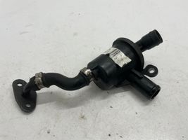 Opel Astra J Separatore dello sfiato dell’olio 70349704