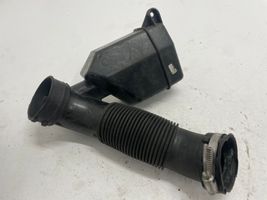 Opel Corsa E Interkūlerio žarna (-os)/ vamzdelis (-iai) 13427558