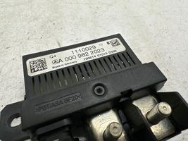 Mercedes-Benz ML W166 Įkrovimo rėlė A0009822023