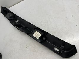 Mercedes-Benz ML W166 Altro elemento di rivestimento bagagliaio/baule A1667400572