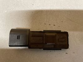 Audi A4 S4 B9 Główny cylinder sprzęgła 8K0907658H