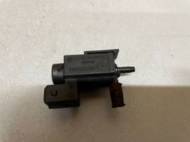 BMW 3 F30 F35 F31 Solenoidinis vožtuvas 7810831