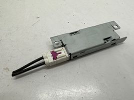 Audi A4 Allroad Antenas pastiprinātājs 8K9035225