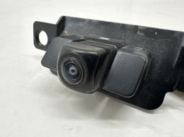 Toyota Camry VIII XV70  Kamera galinio vaizdo 8679933030