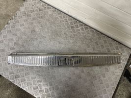 Mercedes-Benz E W211 Rivestimento di protezione sottoporta del bagagliaio/baule A2116900089