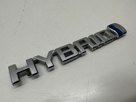 Toyota Camry VIII XV70  Lokasuojan merkki/mallikirjaimet 