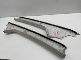 Toyota Corolla Verso E121 Rivestimento montante (A) 622110F010