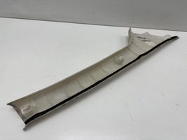 Toyota Corolla Verso E121 Rivestimento montante (A) 