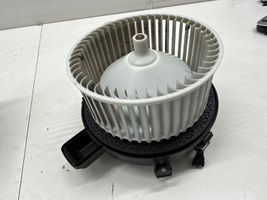 Opel Astra K Pečiuko ventiliatorius/ putikas 0130309503