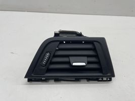 BMW 3 F30 F35 F31 Kojelaudan sivutuuletussuuttimen kehys 9253217