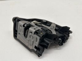 BMW 2 F46 Serrure de porte avant 7281937