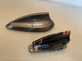 BMW 7 G11 G12 Antenne GPS 9303037