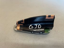 BMW 5 G30 G31 Antenna GPS 9303037