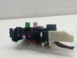 Volkswagen PASSAT B8 Fuse module 4H0951253C