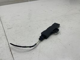 BMW X4M F98 Antenne intérieure accès confort 9220832