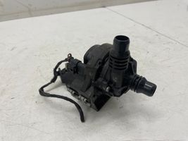 BMW X4M F98 Pompe à eau de liquide de refroidissement 8679885