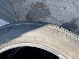 BMW X5 E70 R19 summer tire 