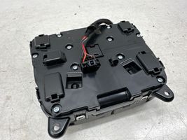 Mercedes-Benz CLA C118 X118 Console centrale, commande de multimédia l'unité principale A2479003903