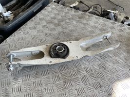 Mercedes-Benz A W176 Triangle bras de suspension supérieur arrière 