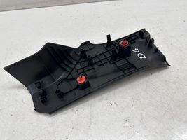 Nissan Qashqai J12 Takaoven kynnyksen suojalista 769B66UA0A