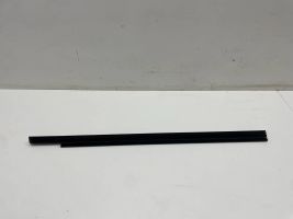 8491343 BMW iX Front door glass trim molding, 55.00 € | RRR