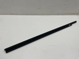 8491343 BMW iX Front door glass trim molding, 55.00 € | RRR