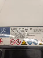 Mercedes-Benz CLA C117 X117 W117 Akumuliatorius A0009829608