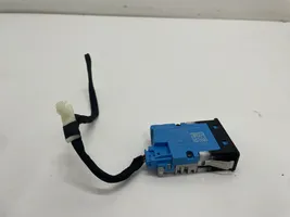 BMW 5 G30 G31 Connettore plug in USB 5A84161