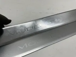 Tesla Model 3 Schweller vorne (Karosserieteil) 150476300A