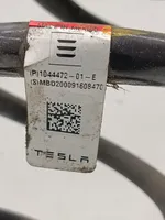 Tesla Model 3 Takakierrejousi 104447201E