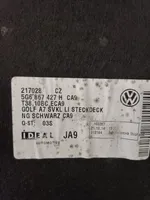 Volkswagen Golf VII Tavaratilan sivuverhoilu 5G6867427H