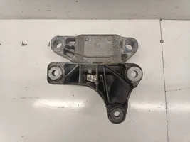 Ford Focus Engine mounting bracket 