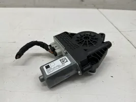 BMW 1 F40 Priekinis varikliukas langų pakėlėjo 1060024