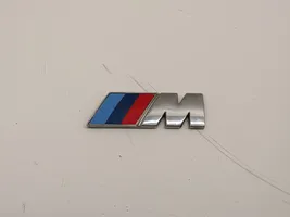 BMW 1 F40 Emblemat / Znaczek tylny / Litery modelu 
