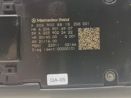 Mercedes-Benz C W206 Interrupteur commade lève-vitre A2069008815