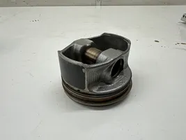 Mercedes-Benz C W206 Piston 