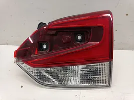 Subaru Forester SK Lampy tylnej klapy bagażnika 84251SJ000