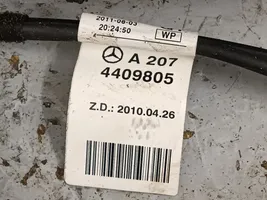 Mercedes-Benz E A207 Takaluukun/tavaratilan kansi A2074409805