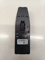 BMW 5 G30 G31 Interruttore di controllo dell’alzacristalli elettrico 6832728