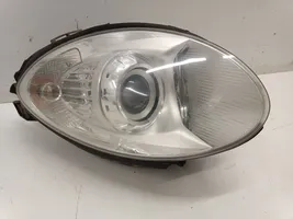 Mercedes-Benz R W251 Lampa przednia A0028206026