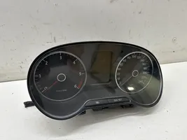 Volkswagen Polo V 6R Speedometer (instrument cluster) 6R0920861D