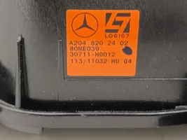 Mercedes-Benz CLS C218 X218 Garsiakalbis (-iai) galinėje palangėje A2048202402