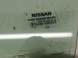 Nissan Qashqai J12 Vitre de fenêtre porte avant (4 portes) 43R000929