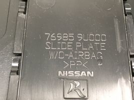 Nissan Leaf I (ZE0) Rivestimento montante (B) (superiore) 769143NL0A