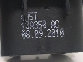 Ford Fusion Interrupteur feux de détresse 4M5T13A350